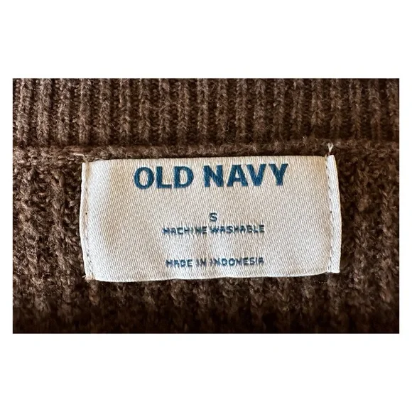 Old Navy SoSoft Cocoon Sweater - Picture 7 of 10